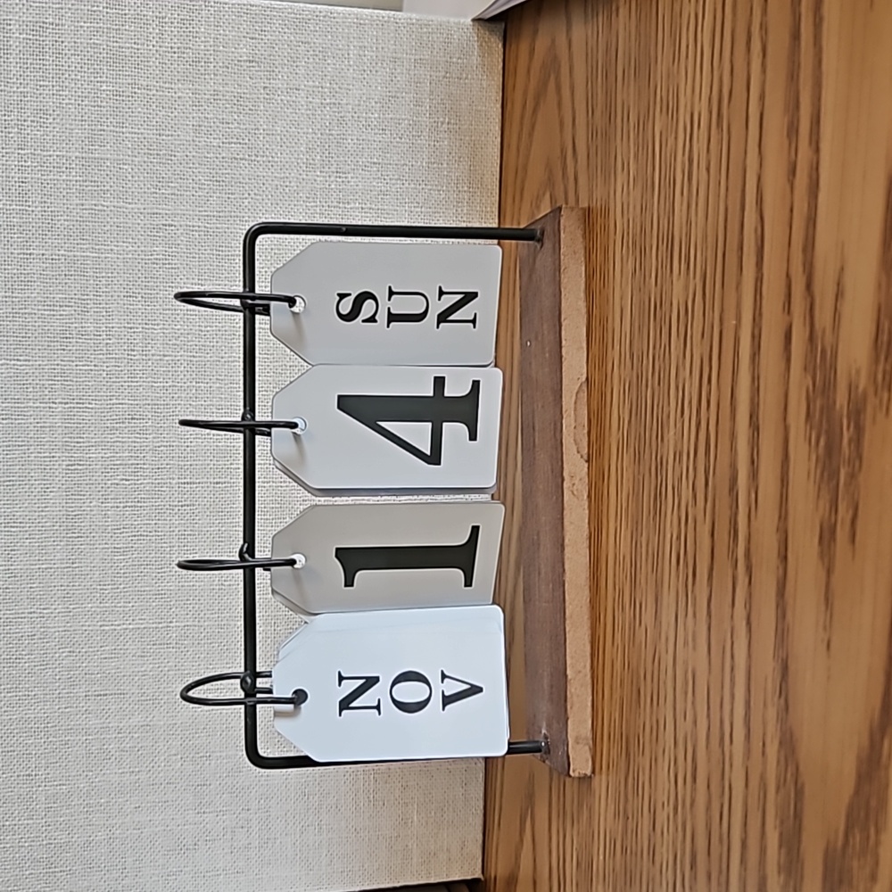 Flip Calendar